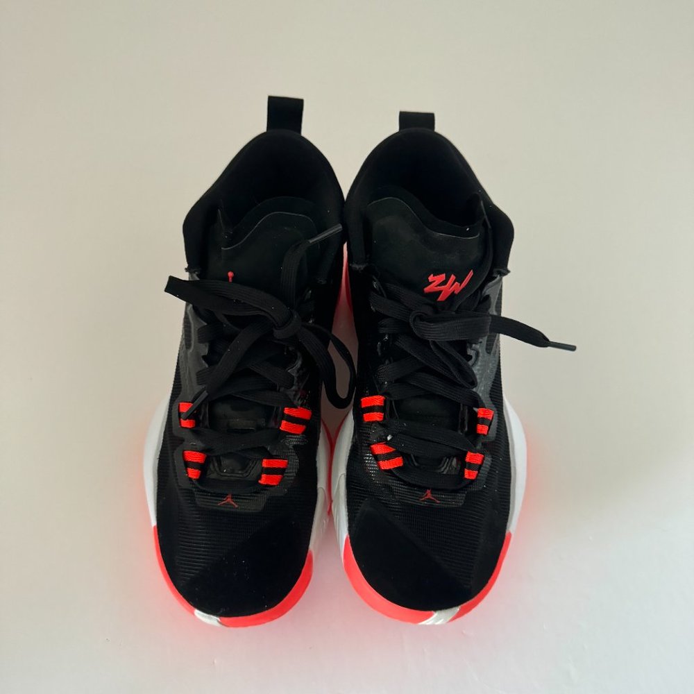 Nike Jordan Zion Youth Basketball Shoe DA3131 006 Y6 - Picture 4 of 10